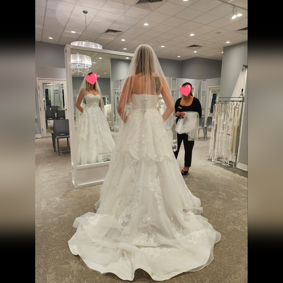 Oleg Cassini Wedding Dress